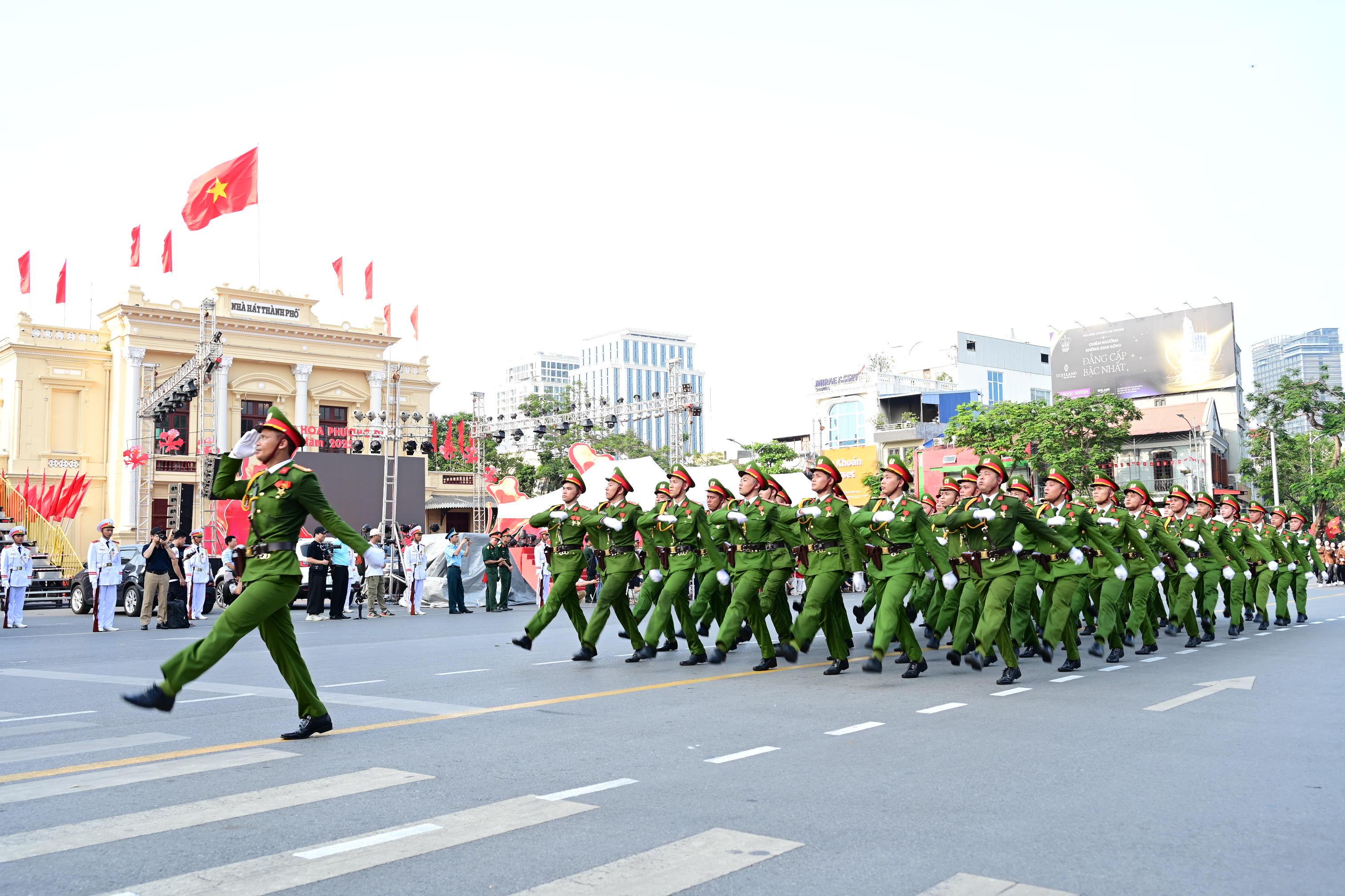 Quá trình xây dựng, chiến đấu và trưởng thành của lực lượng Công an nhân dân